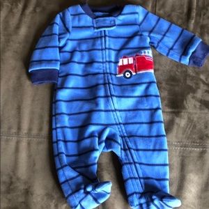 Garanimals One Pieces - Garanimals and Carters Fleece sleepers Garanimals One Pieces - Garanimals and Carters Fleece sleepers
